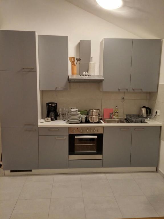 Apartments Eni Lovran Εξωτερικό φωτογραφία