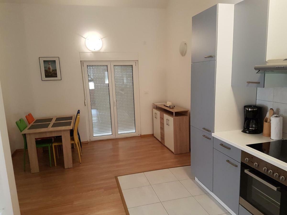 Apartments Eni Lovran Εξωτερικό φωτογραφία