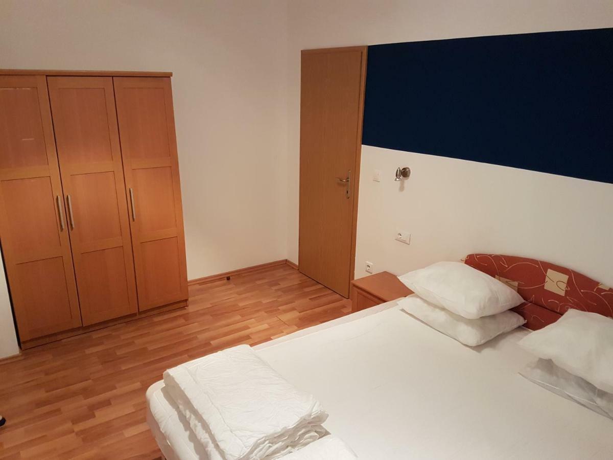 Apartments Eni Lovran Εξωτερικό φωτογραφία