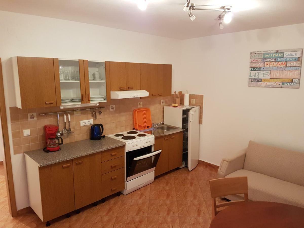 Apartments Eni Lovran Εξωτερικό φωτογραφία