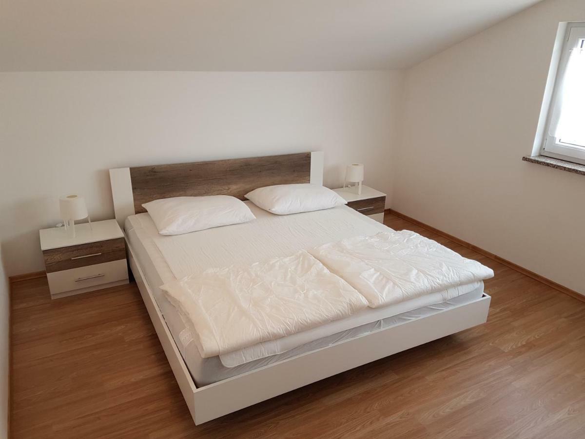 Apartments Eni Lovran Εξωτερικό φωτογραφία